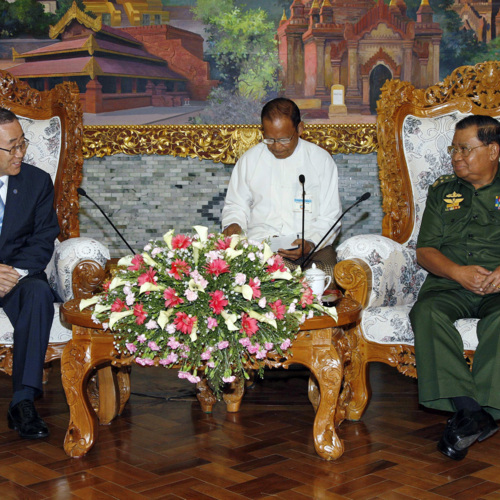 Picture with Head of State of Myanmar
