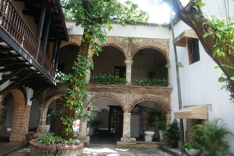 Inner yard of the type of colonial house where domestic slaves used to work